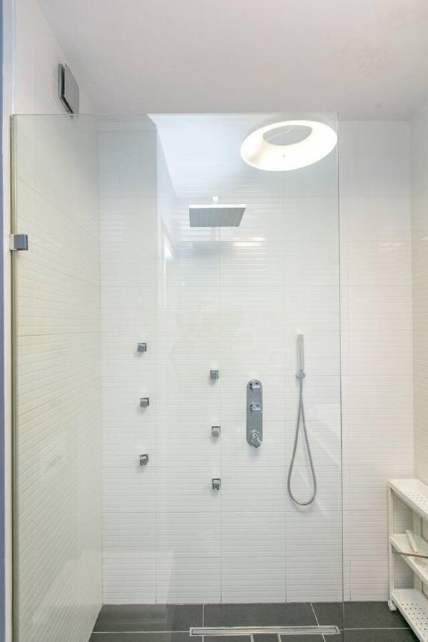 Dwupoziomowy, Rodzinny Apartament. Ochrona, Garaz. ワルシャワ エクステリア 写真