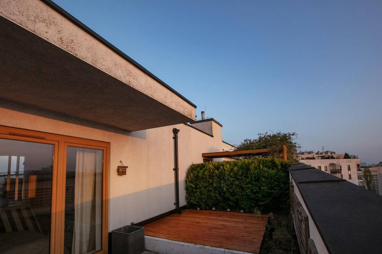 Dwupoziomowy, Rodzinny Apartament. Ochrona, Garaz. ワルシャワ エクステリア 写真