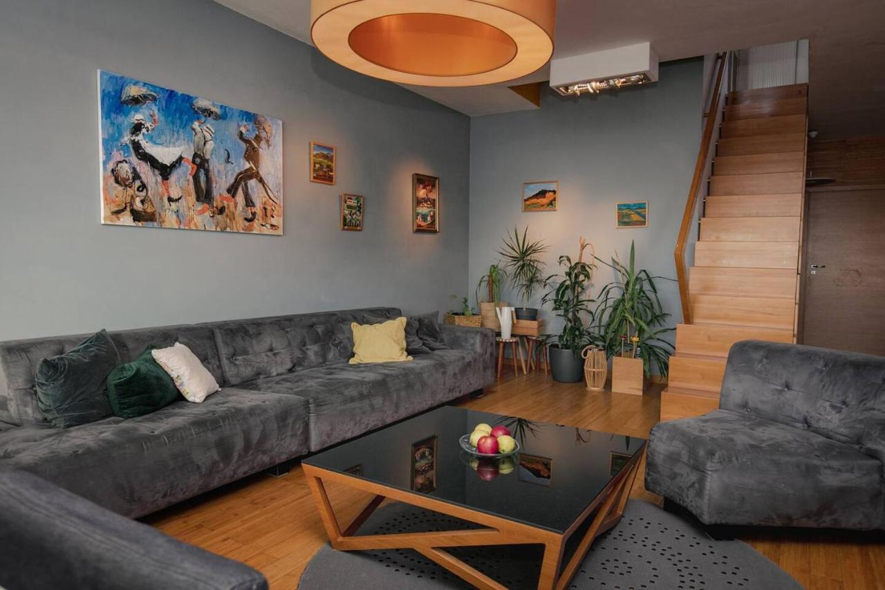 Dwupoziomowy, Rodzinny Apartament. Ochrona, Garaz. ワルシャワ エクステリア 写真
