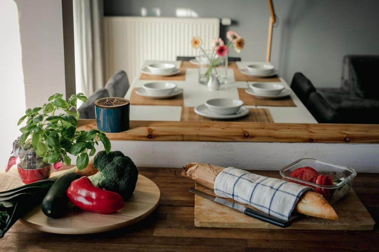 Dwupoziomowy, Rodzinny Apartament. Ochrona, Garaz. ワルシャワ エクステリア 写真